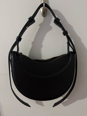 Elegant Black Crescent Shoulder Bag